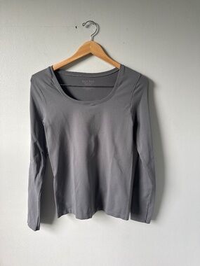 White House, black market gray long sleeve shirt